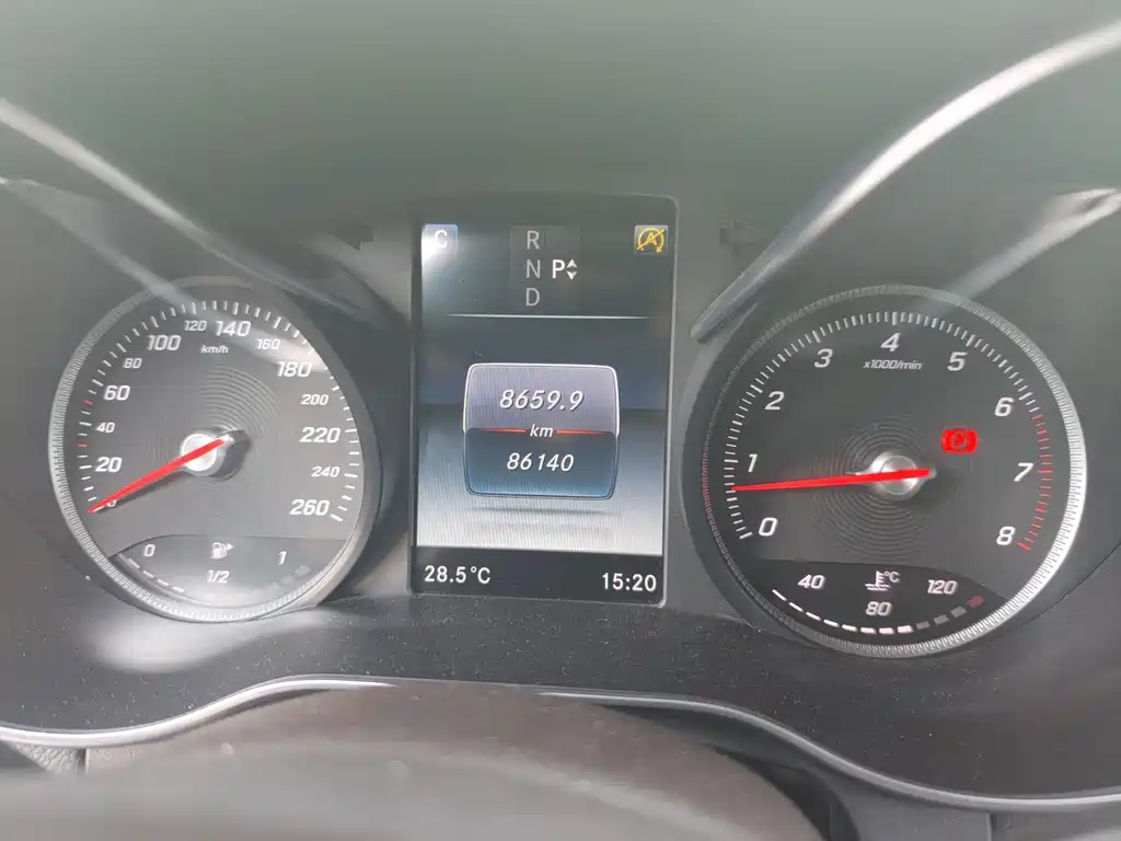 Mercedes-Benz GLC — миниатюра 7