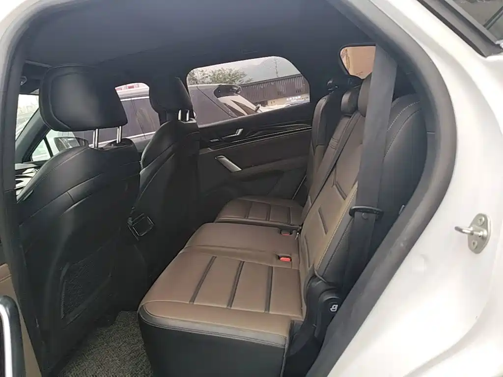 BYD Tang — миниатюра 17