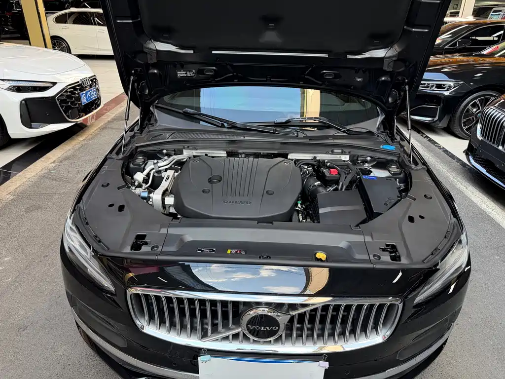 Volvo S90 — миниатюра 34