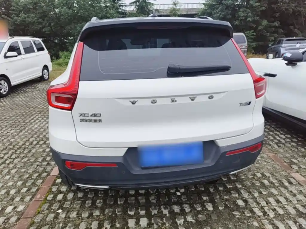 Volvo XC40 — миниатюра 6