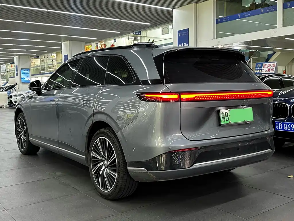 XPeng G9 — миниатюра 6