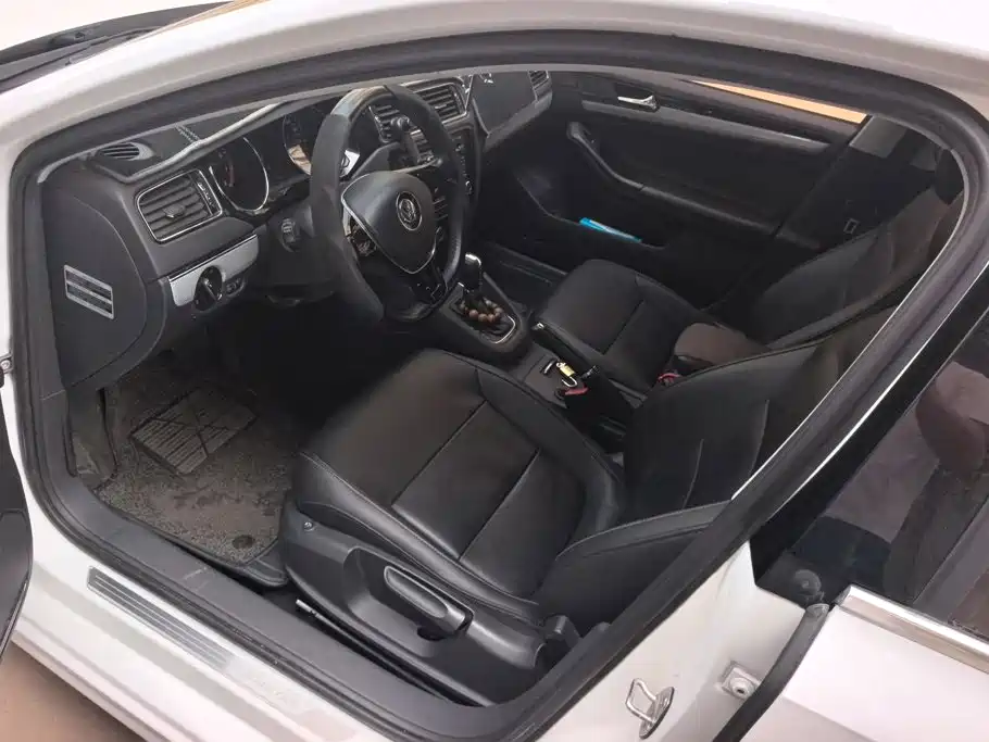 Volkswagen Sagitar — миниатюра 9