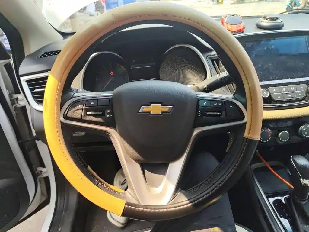 Chevrolet Monza — миниатюра 6