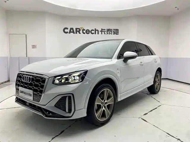 audi q2l