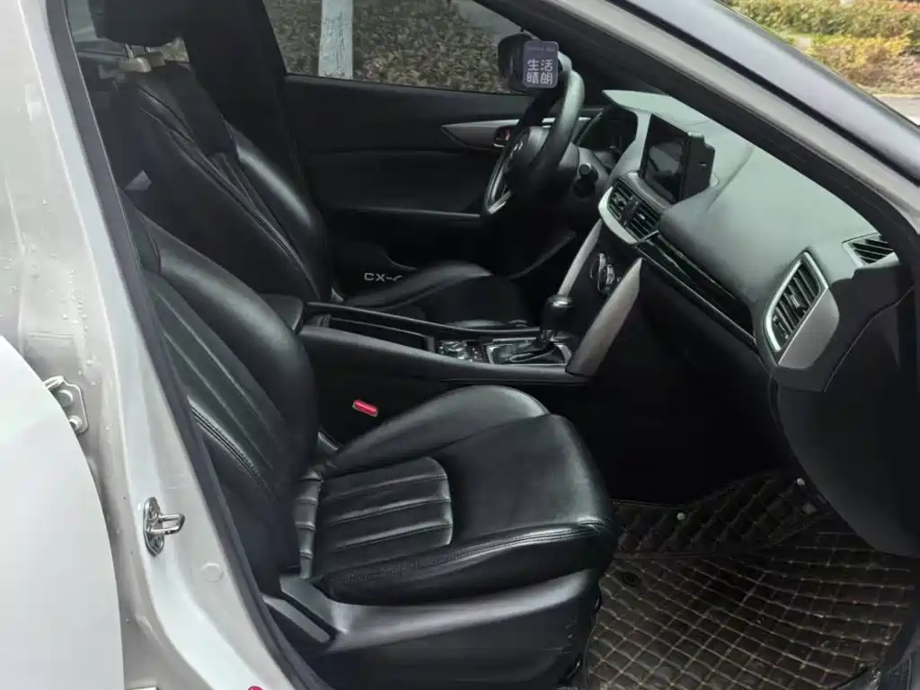 Mazda CX-4 2.0L Auto 2WD Blue Sky Vitality Edition, фото 15