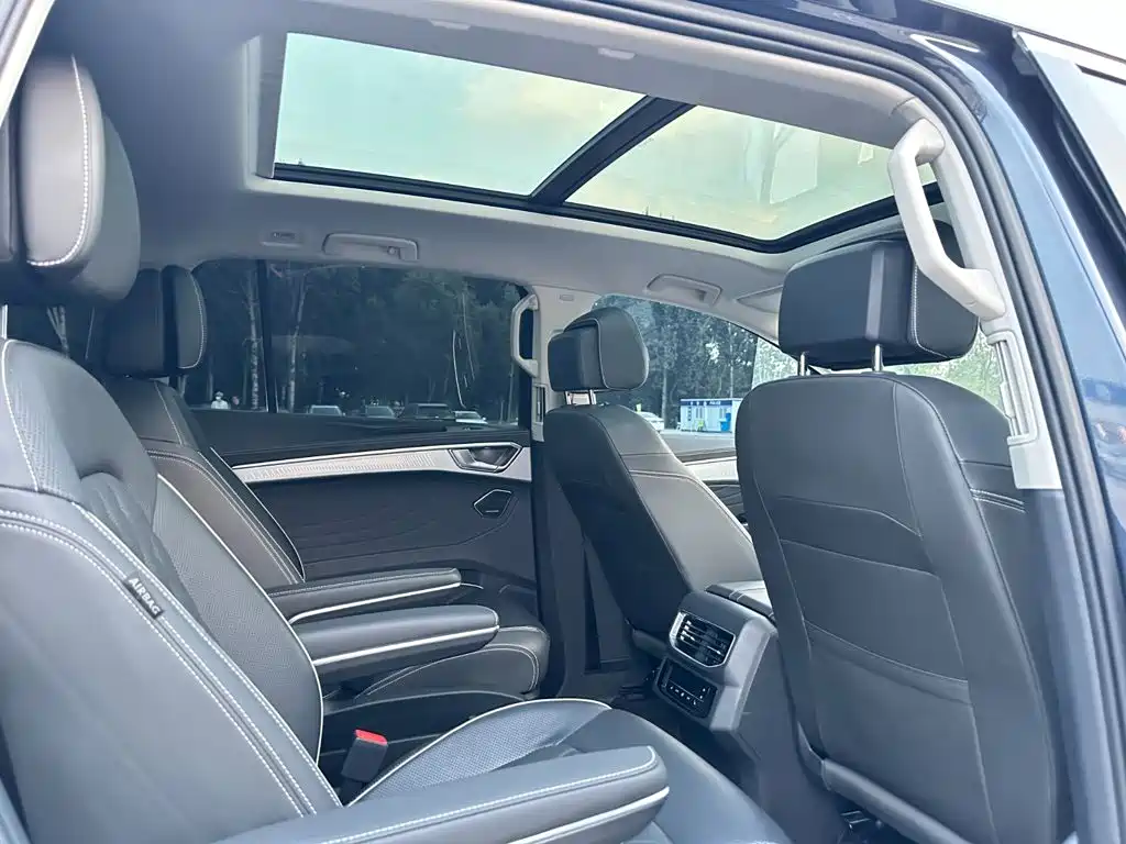 Volkswagen Talagon — миниатюра 20