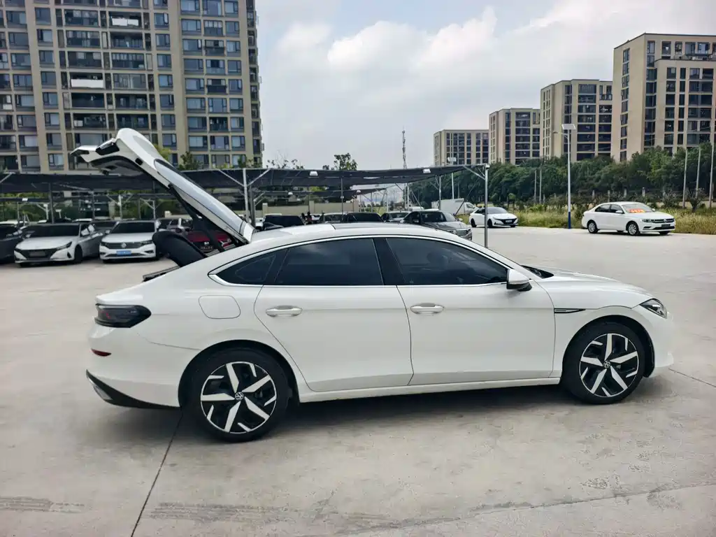 Volkswagen Lamando — миниатюра 10