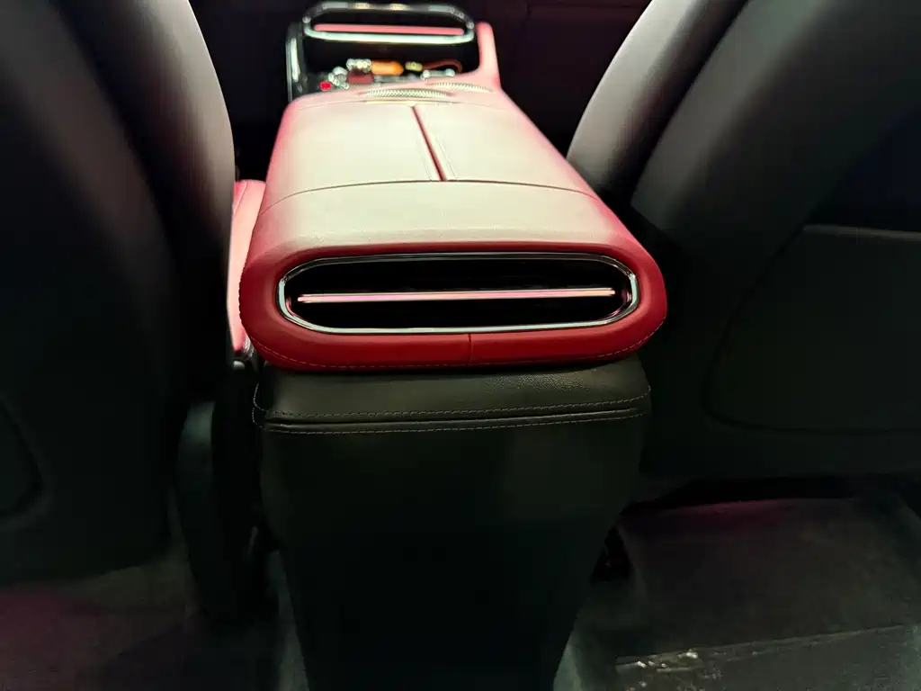 LOTUS SPORTS CAR ELETRE