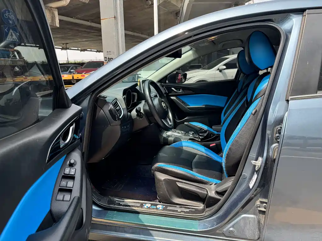 Mazda 3 Axela — миниатюра 7