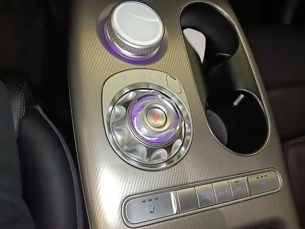 Genesis GV60 — миниатюра 19