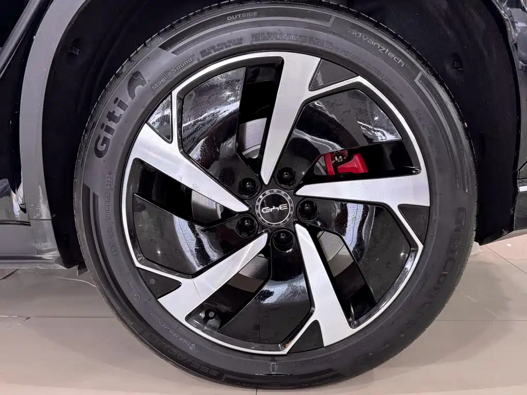 BYD Seal 07 EV — миниатюра 18