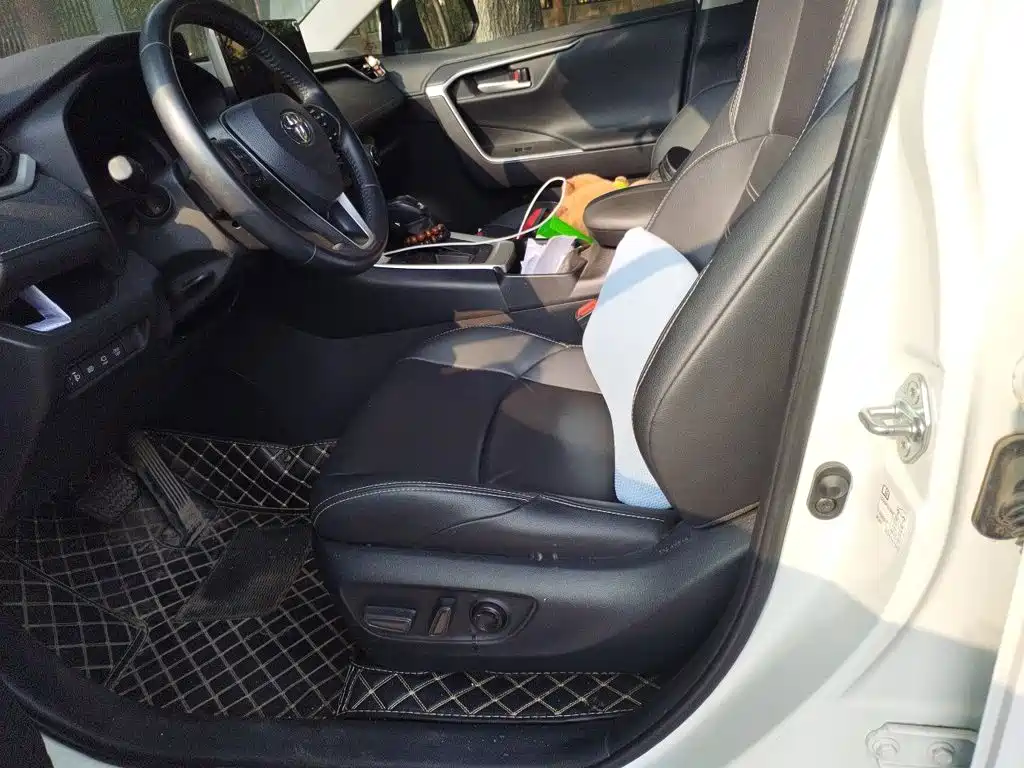 Toyota Wildlander — миниатюра 11