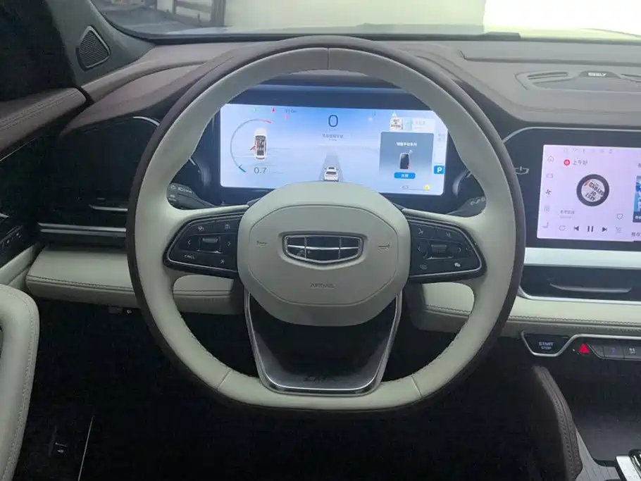 Geely Xingyue L — миниатюра 15