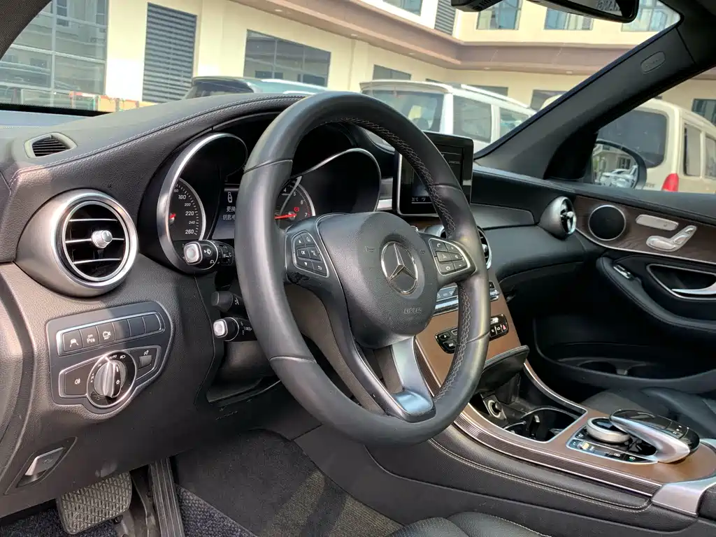 Mercedes-Benz GLC — миниатюра 18