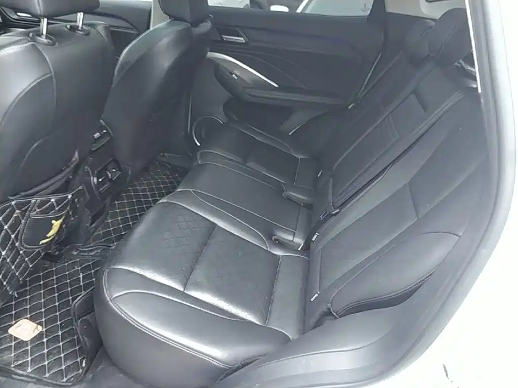 Wey Wey VV6 — миниатюра 17