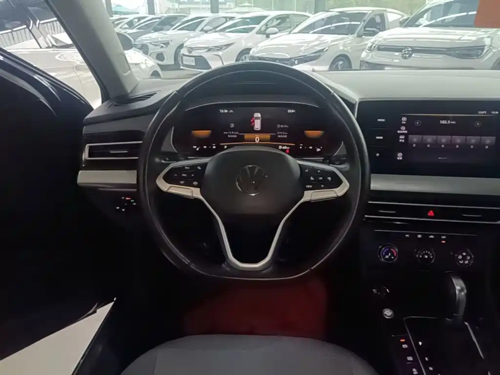 Volkswagen Lavida — миниатюра 11