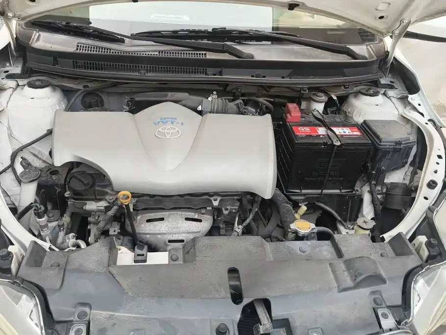 Toyota Yaris L — миниатюра 10