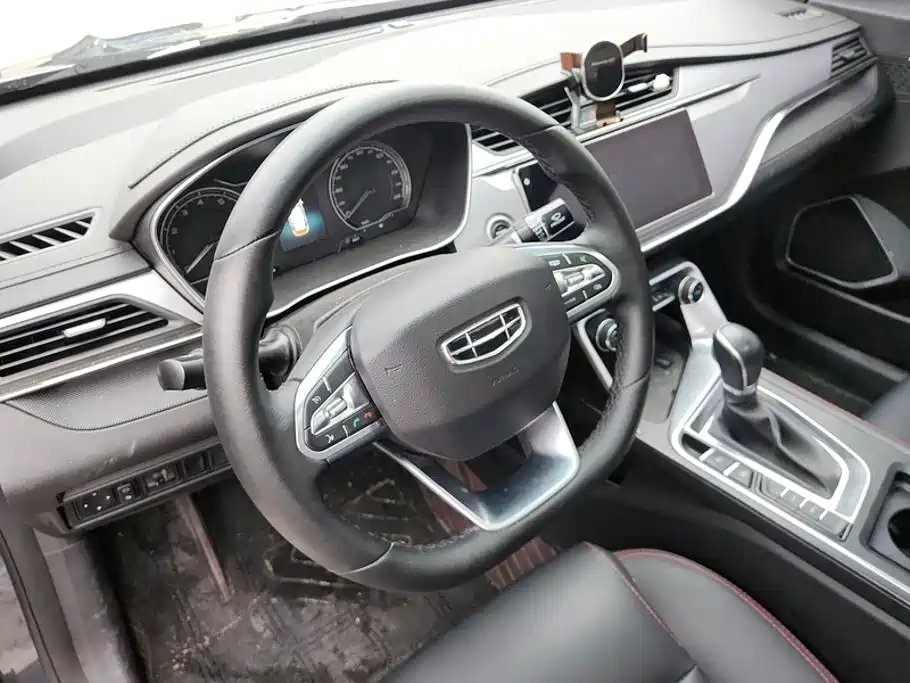 Geely Binrui — миниатюра 15