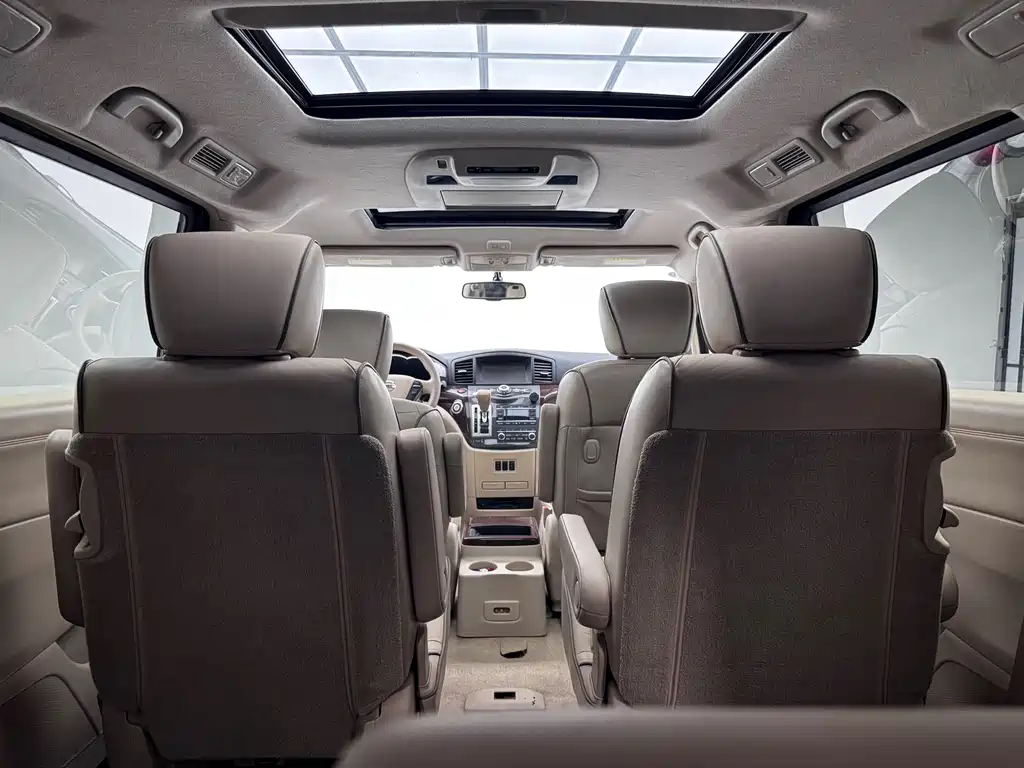 Nissan Quest — миниатюра 11