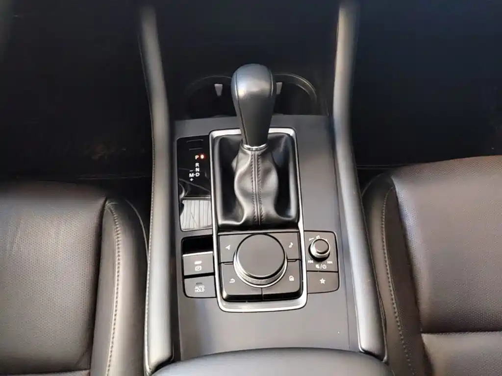Mazda 3 Axela — миниатюра 14