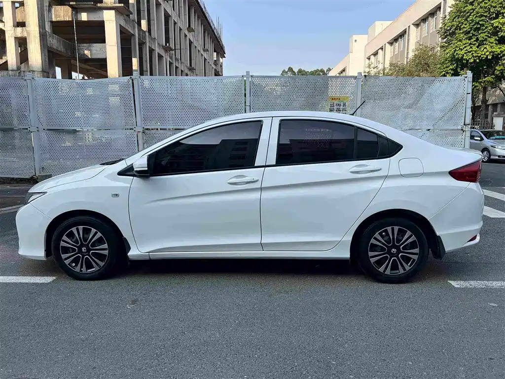 Honda City — миниатюра 2