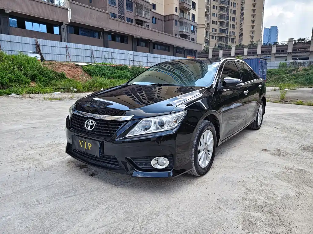 Toyota Camry — миниатюра 2