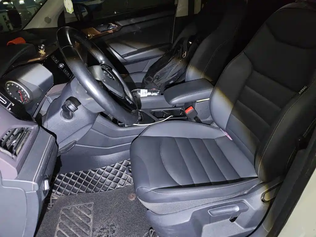 Volkswagen Tharu — миниатюра 8