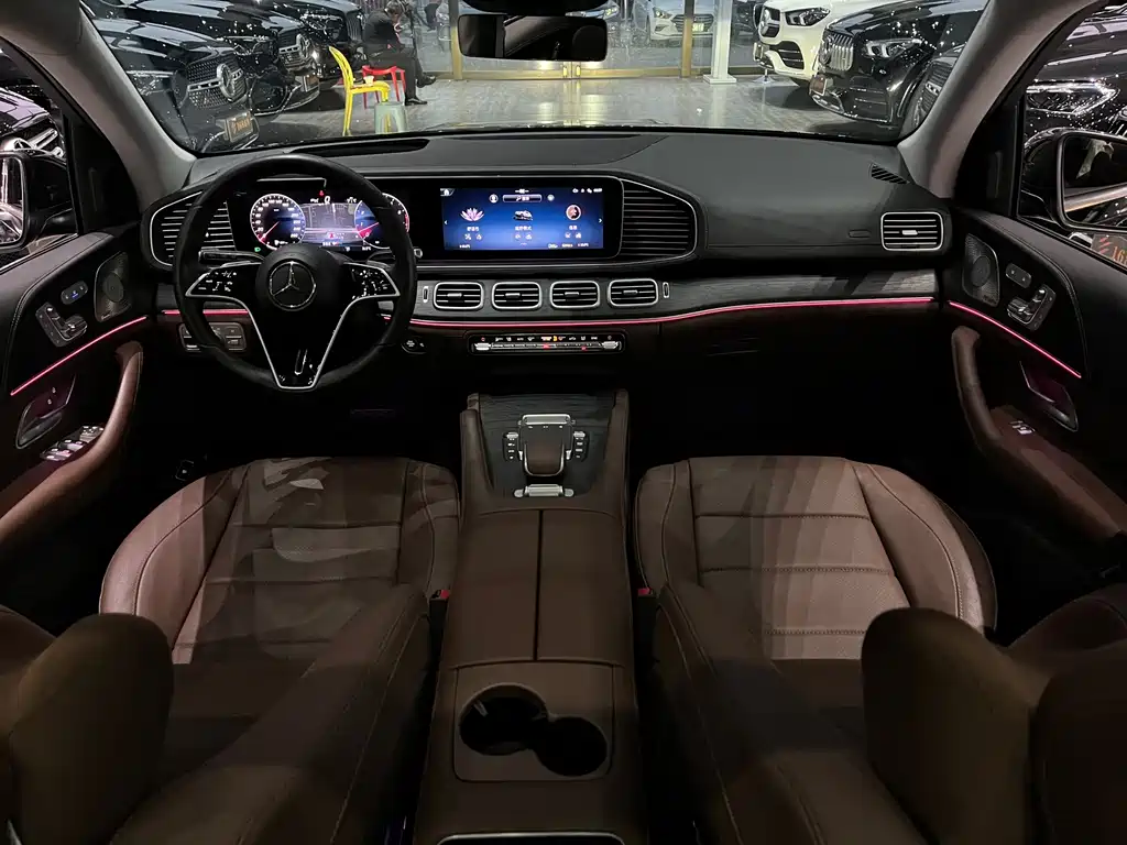 Mercedes-Benz GLE (Import) — миниатюра 14