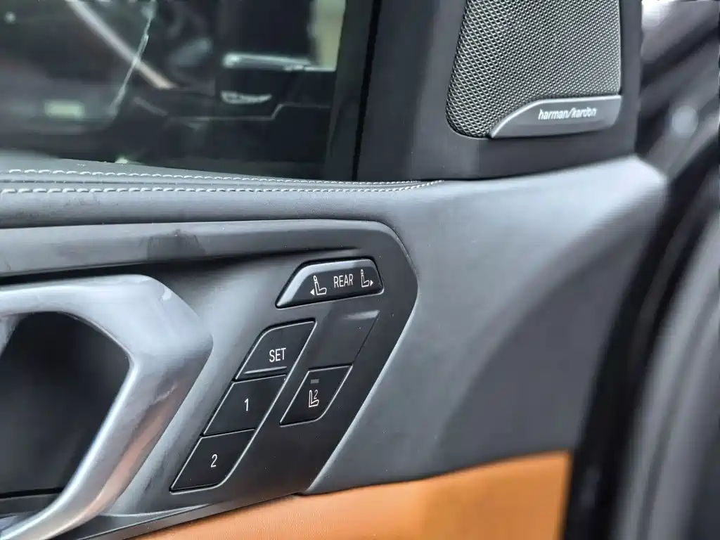 BMW X7 — миниатюра 22