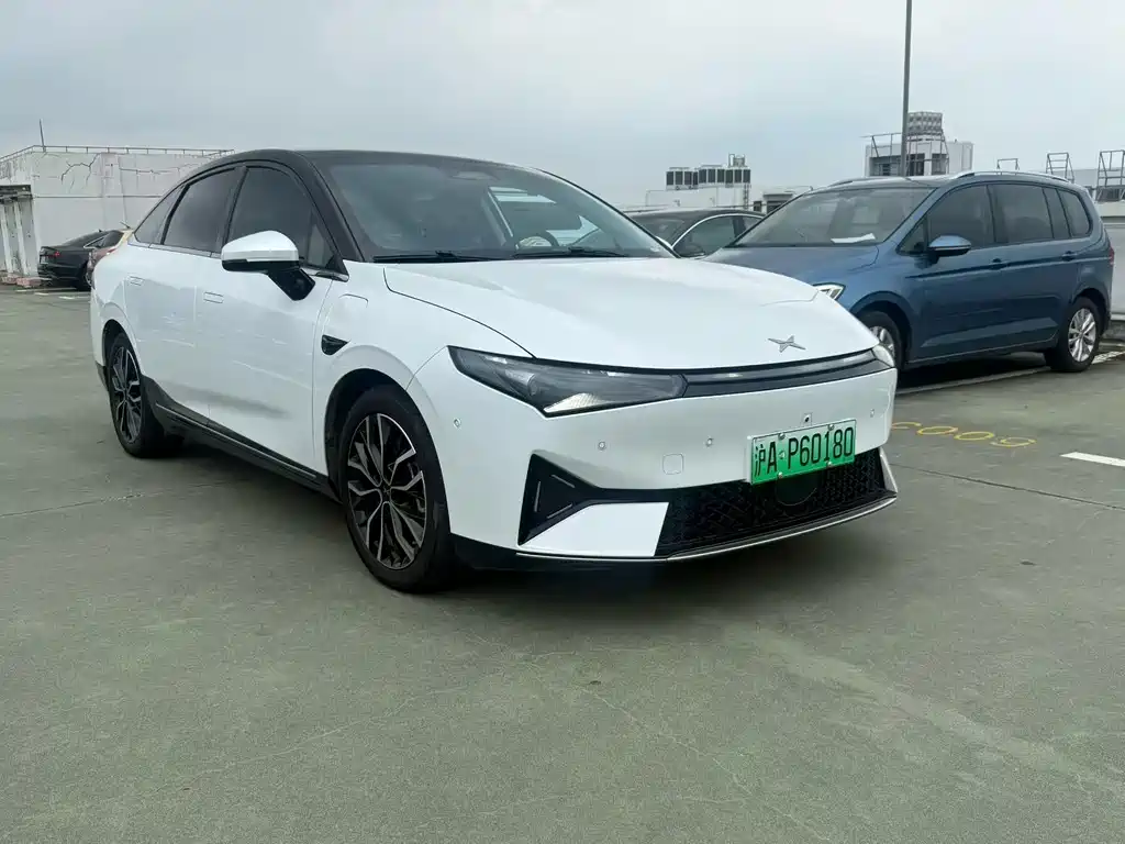 XPeng P5 — миниатюра 3