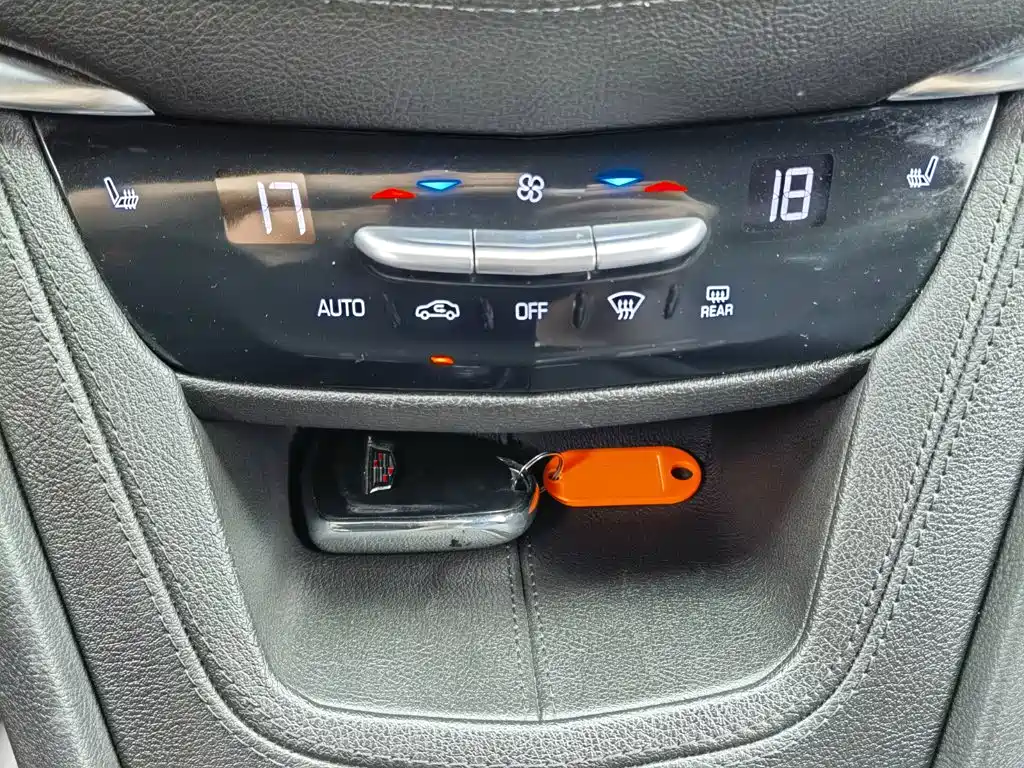 Cadillac XT5 — миниатюра 19
