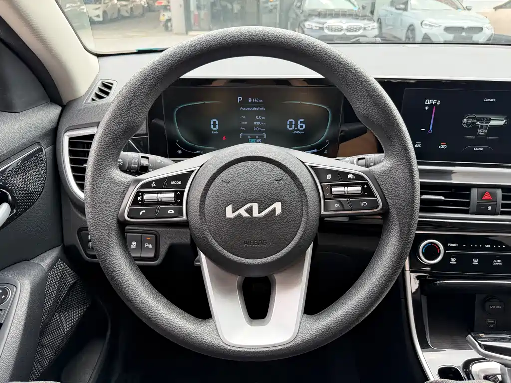 Kia Seltos — миниатюра 10