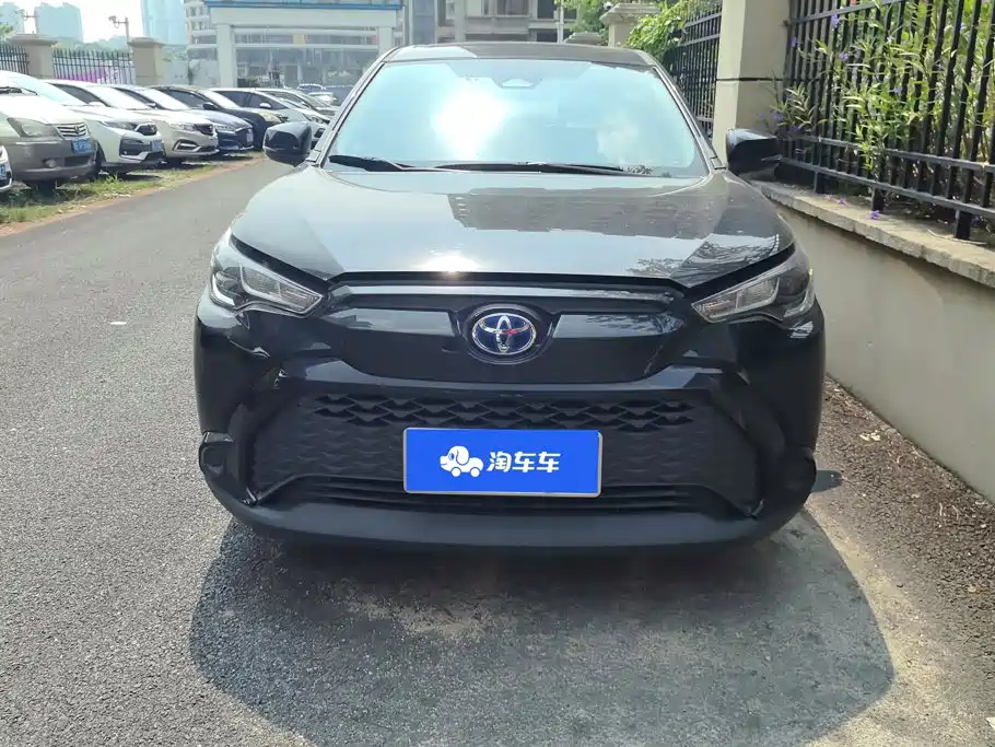 Toyota Frontlander — миниатюра 2