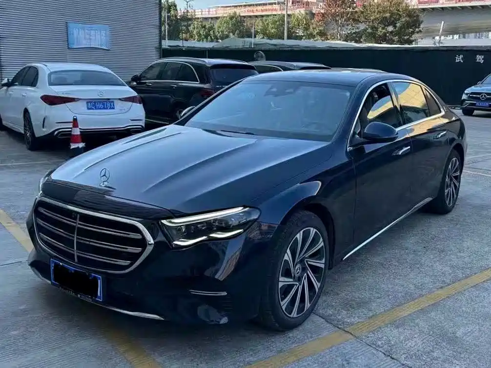 Mercedes-Benz E-Class 2023