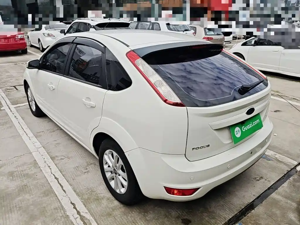 Ford Focus — миниатюра 5