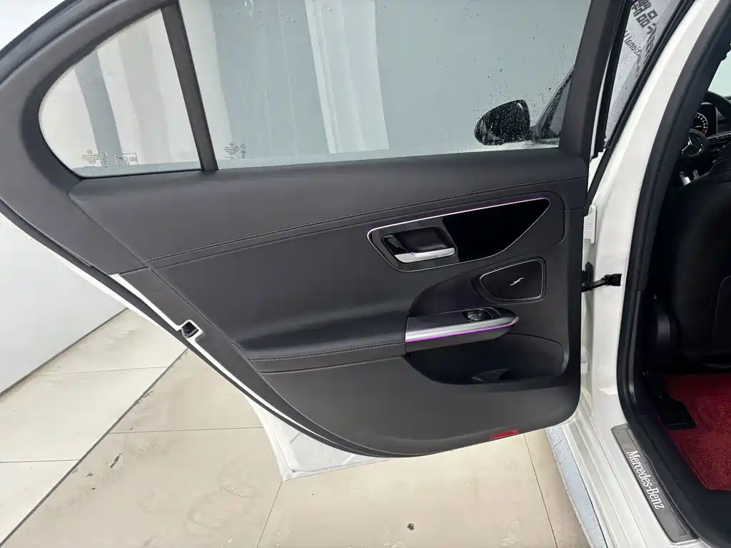 Mercedes-Benz C-Class New Energy — миниатюра 21