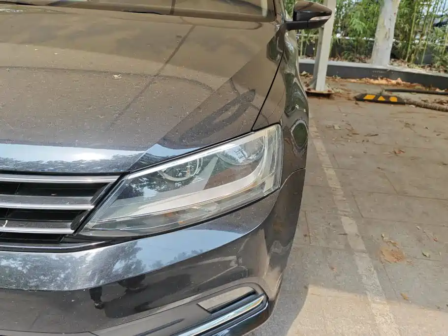 Volkswagen Sagitar — миниатюра 5