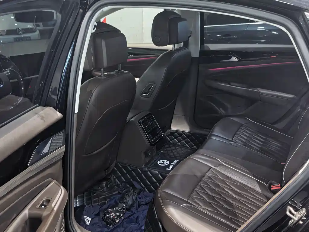 Volkswagen Passat — миниатюра 7