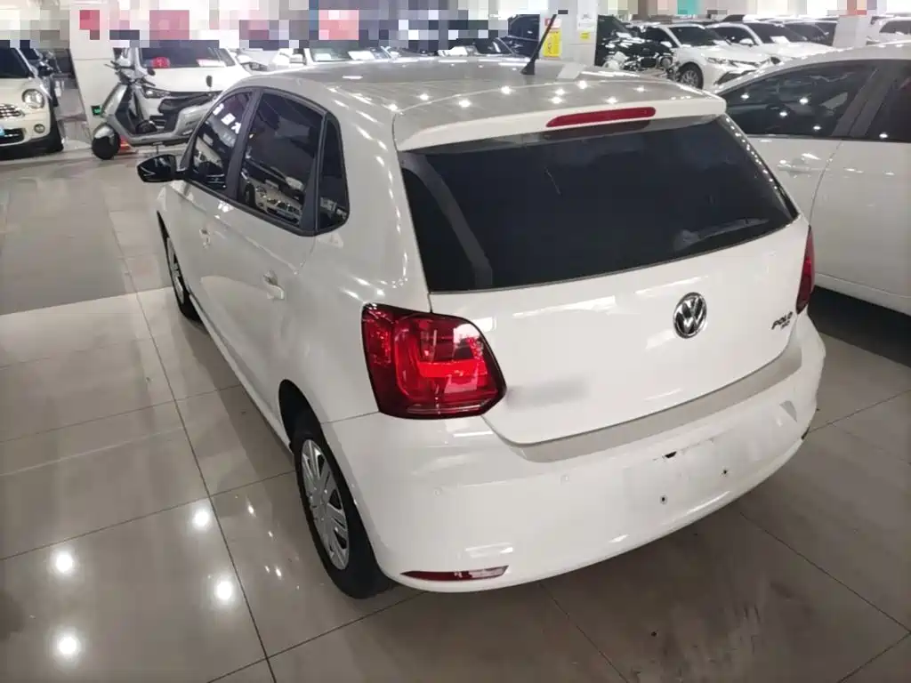 Volkswagen Polo — миниатюра 5