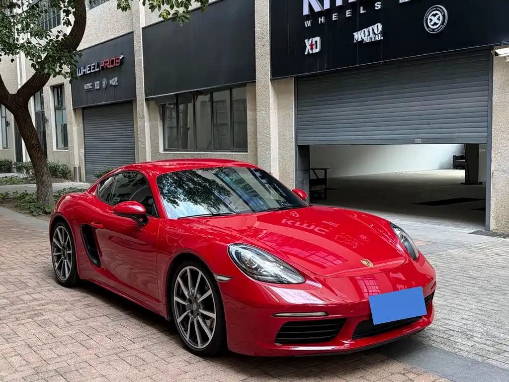 PORSCHE 718
