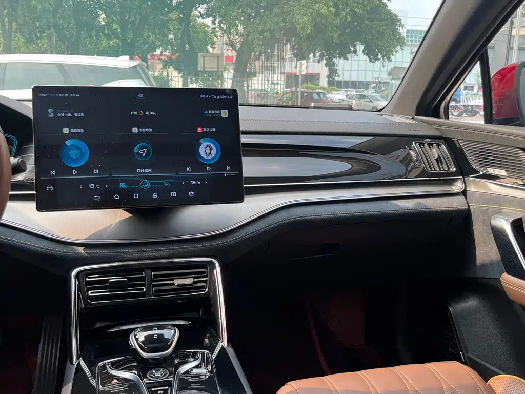 BYD Tang New Energy — миниатюра 18