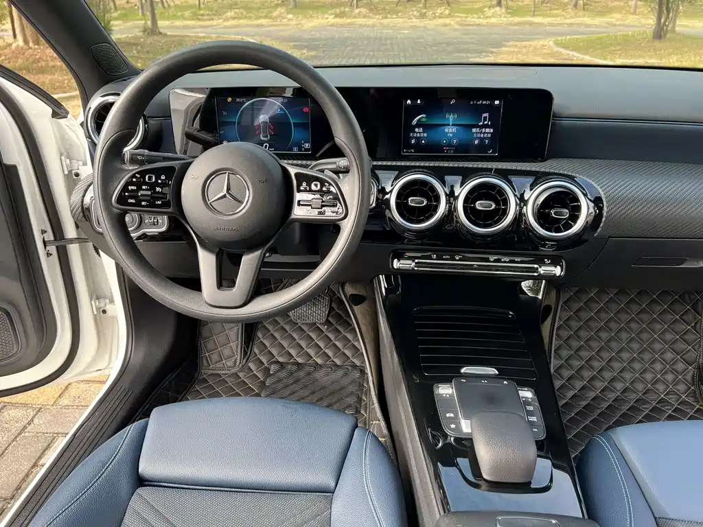 MERCEDES-BENZ A CLASS