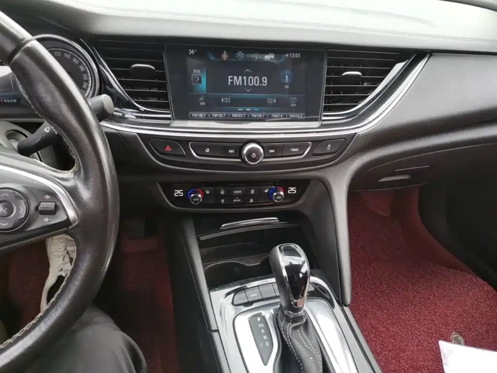 Buick Regal — миниатюра 13