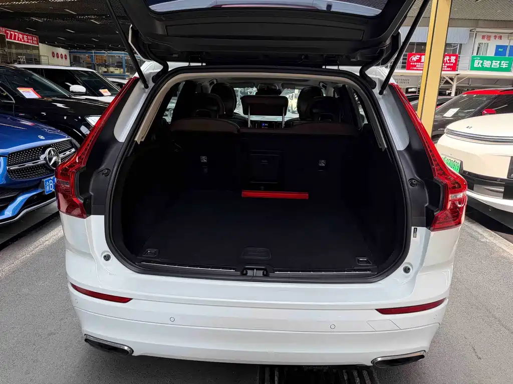 Volvo XC60 — миниатюра 23