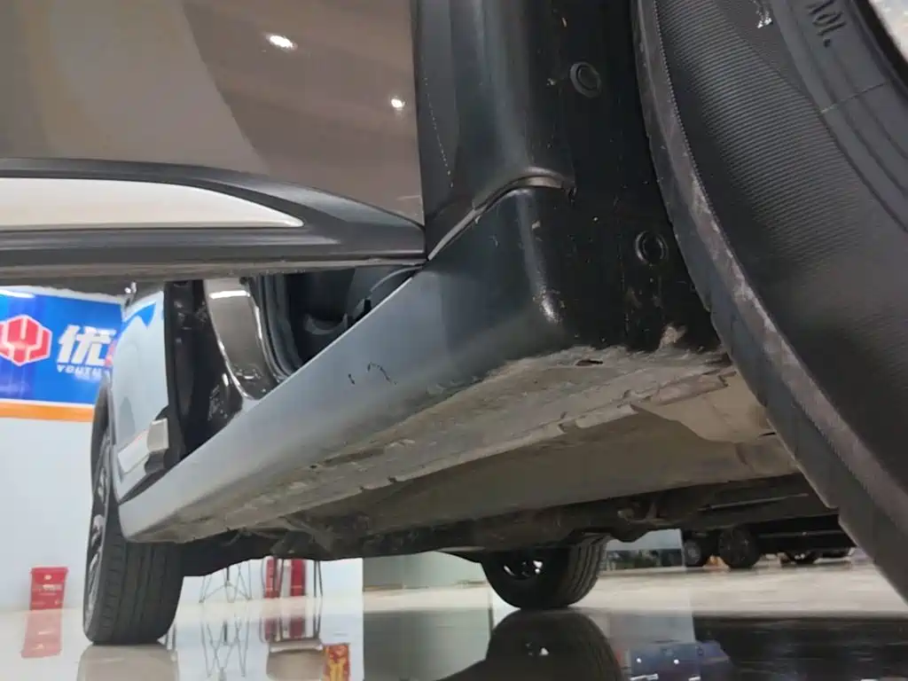 Mitsubishi Outlander — миниатюра 21