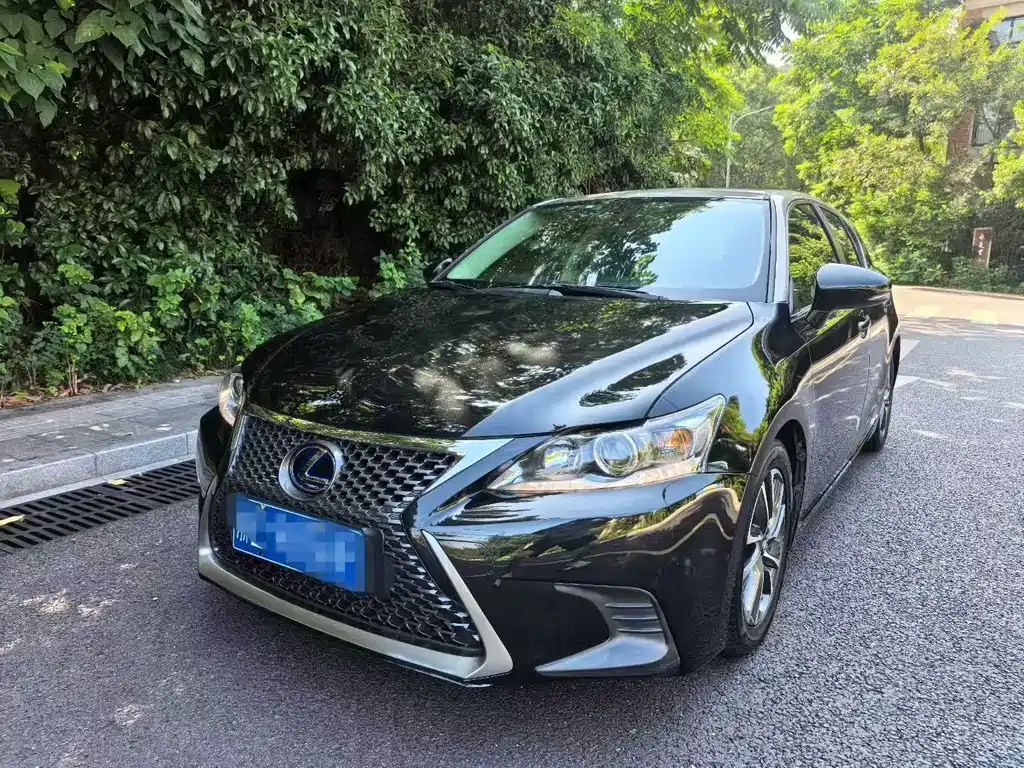 Lexus CT