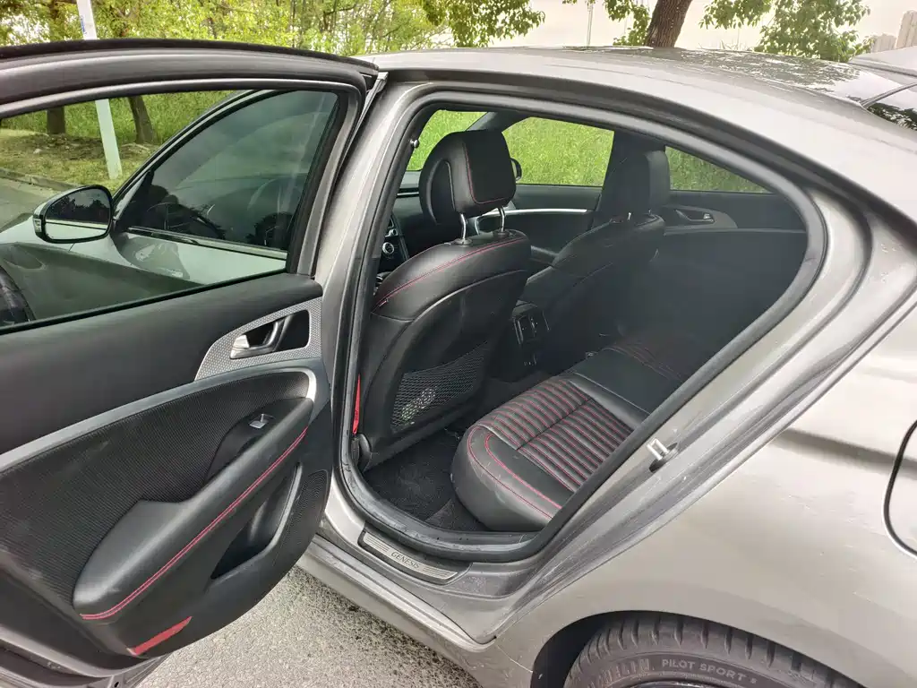 Genesis G70 — миниатюра 9