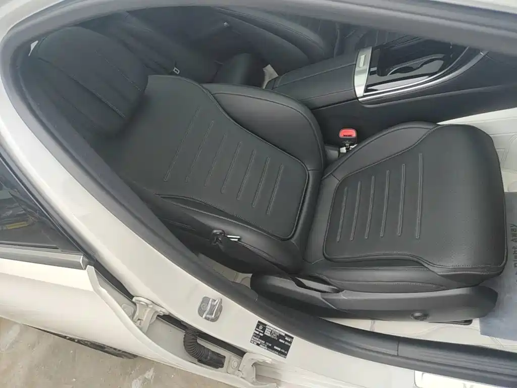 Mercedes-Benz C-Class — миниатюра 25