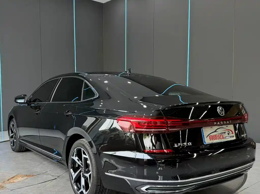 Volkswagen Passat — миниатюра 8