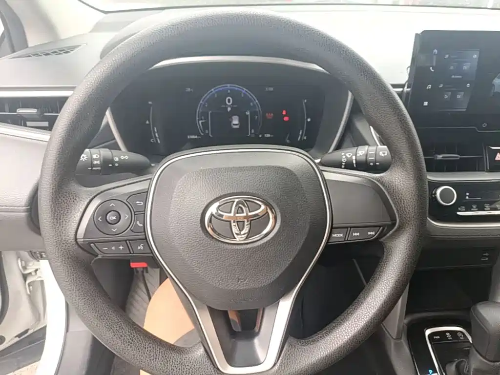 Toyota Frontlander — миниатюра 11